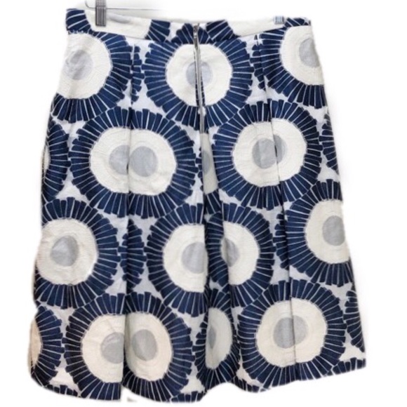 ANTONIO MELANI Dresses & Skirts - Antonio Melani Rayon Blend Skirt Size 10